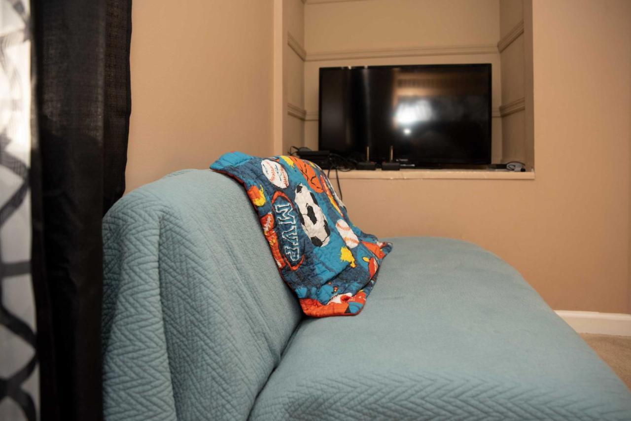 Buckhead Lakefront Cottage With Private Hot Tub! מראה חיצוני תמונה